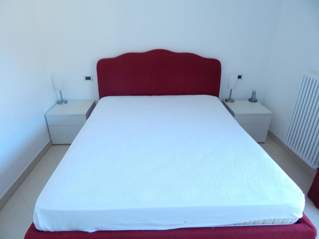 Residence La Perla Finale Ligure Room photo