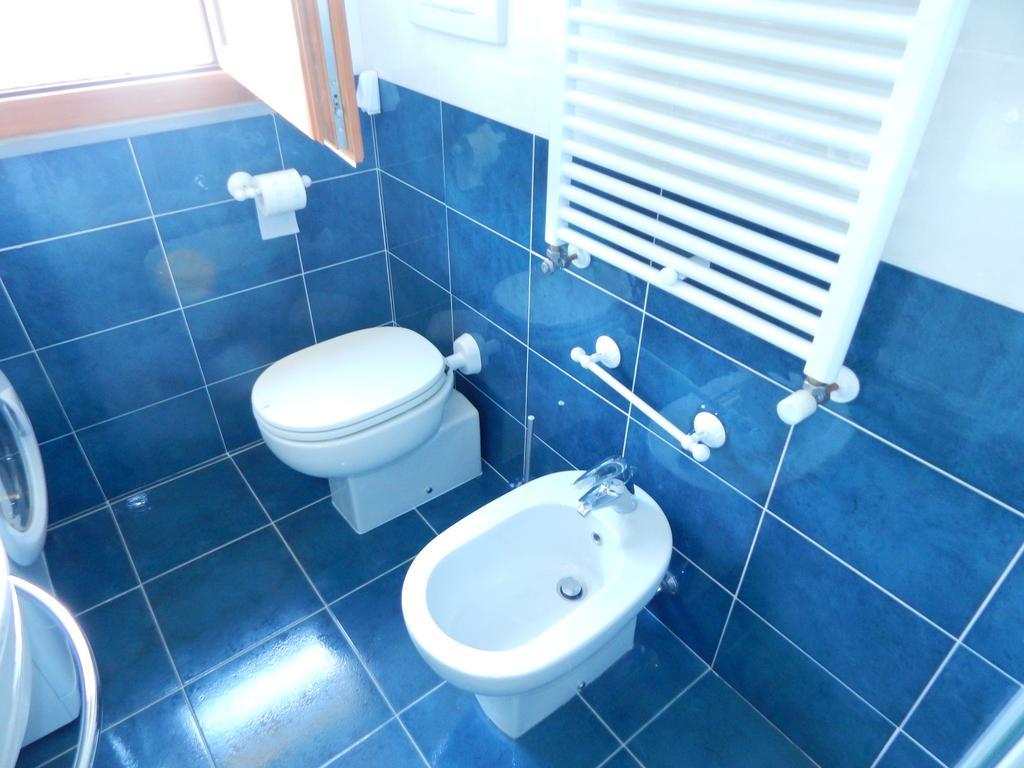 Residence La Perla Finale Ligure Room photo